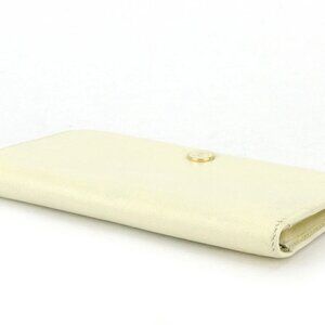 CHANEL Purse beige Women Authentic secondhand